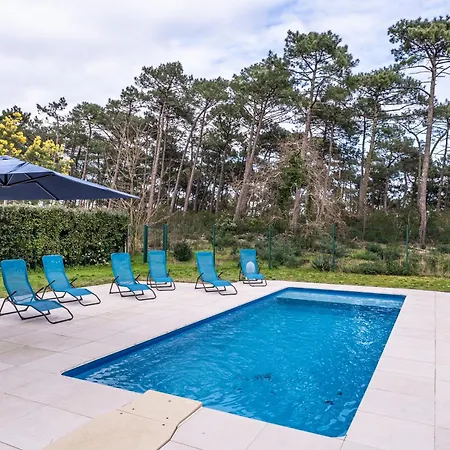 Face Aux Pins - Familiale Piscine Golf Holiday home